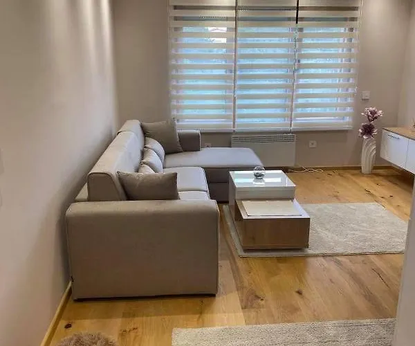 Jellenaa * 즐라티보