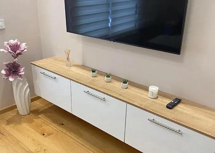 Jellenaa 아파트 즐라티보